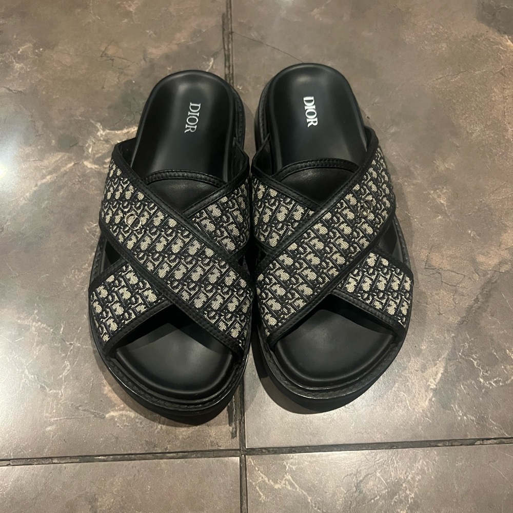 Dior Women's Black and Gray Sandals